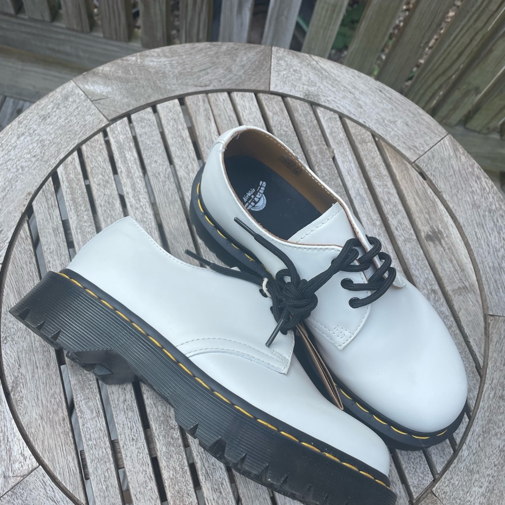Dr. Martens 1461 Smooth Leather Oxford Shoes in White Size 7 NWT - Picture 11 of 16